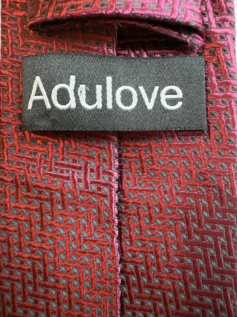 Adulove Burgundy Geometric Textured Necktie